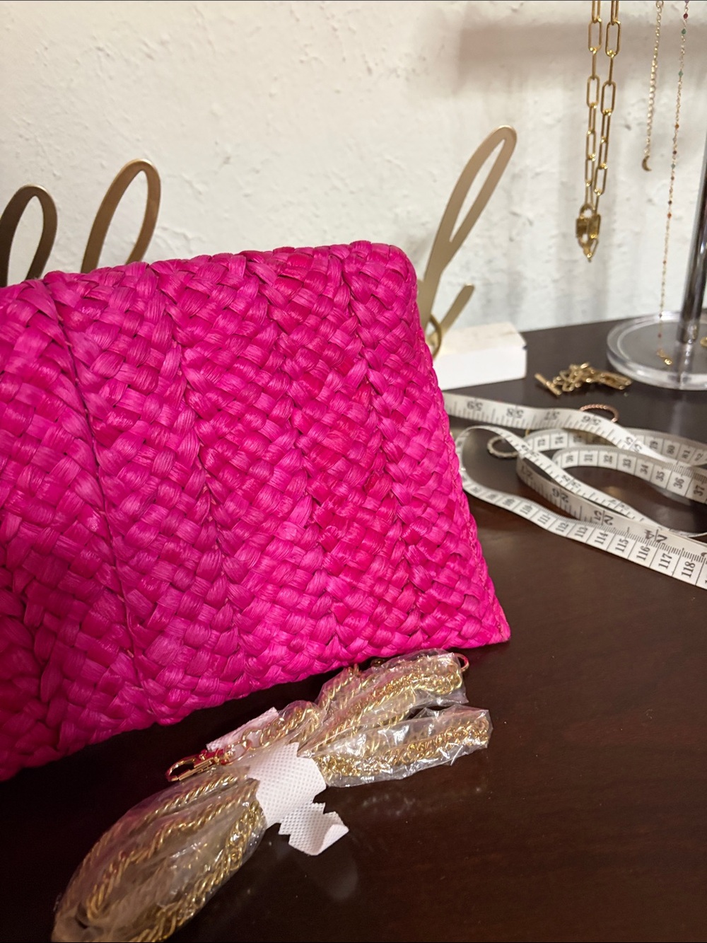 Urban Expressions Hot Pink Woven Clutch - Picture 4 of 5